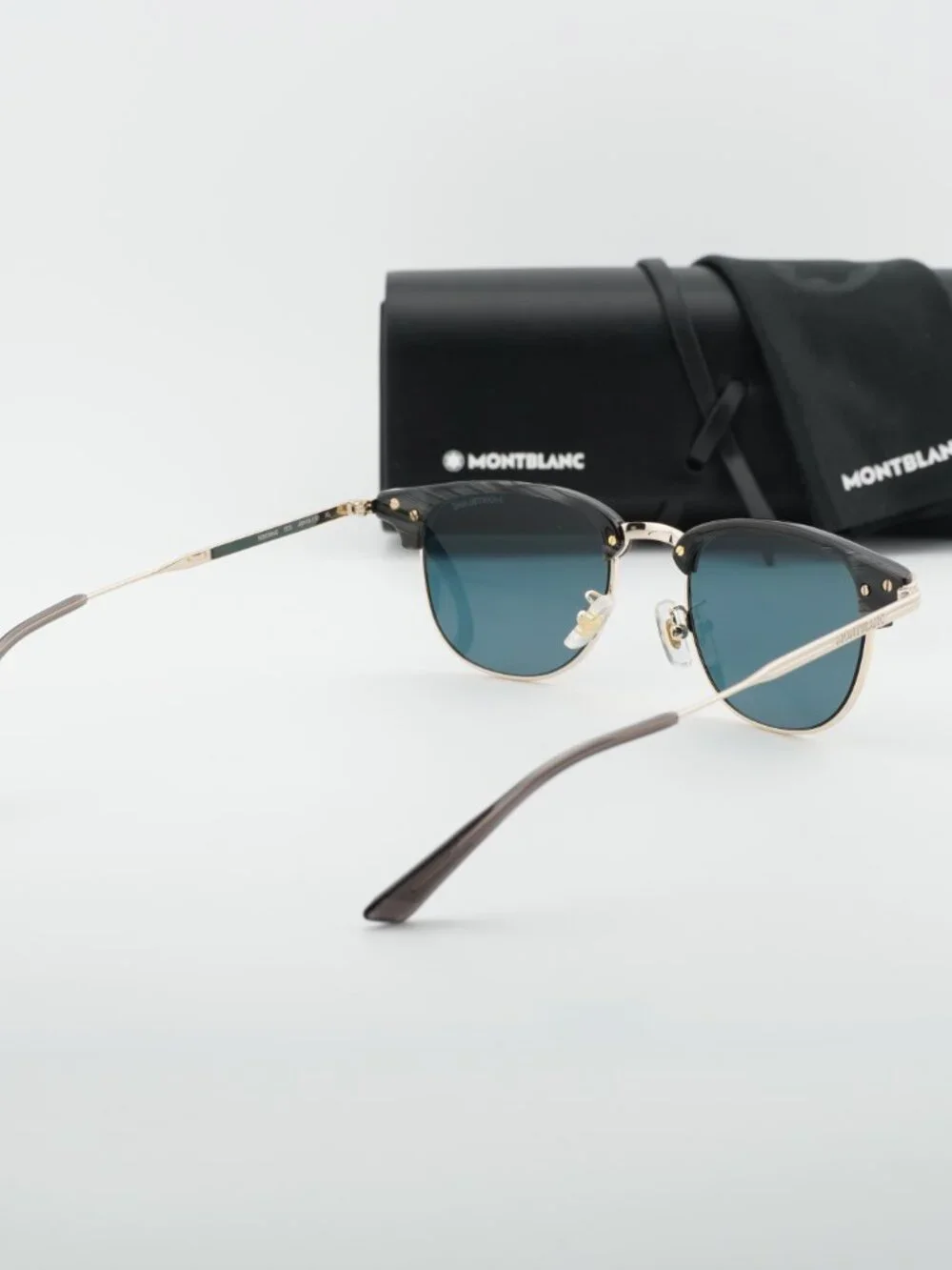 Montblanc model mb0364s